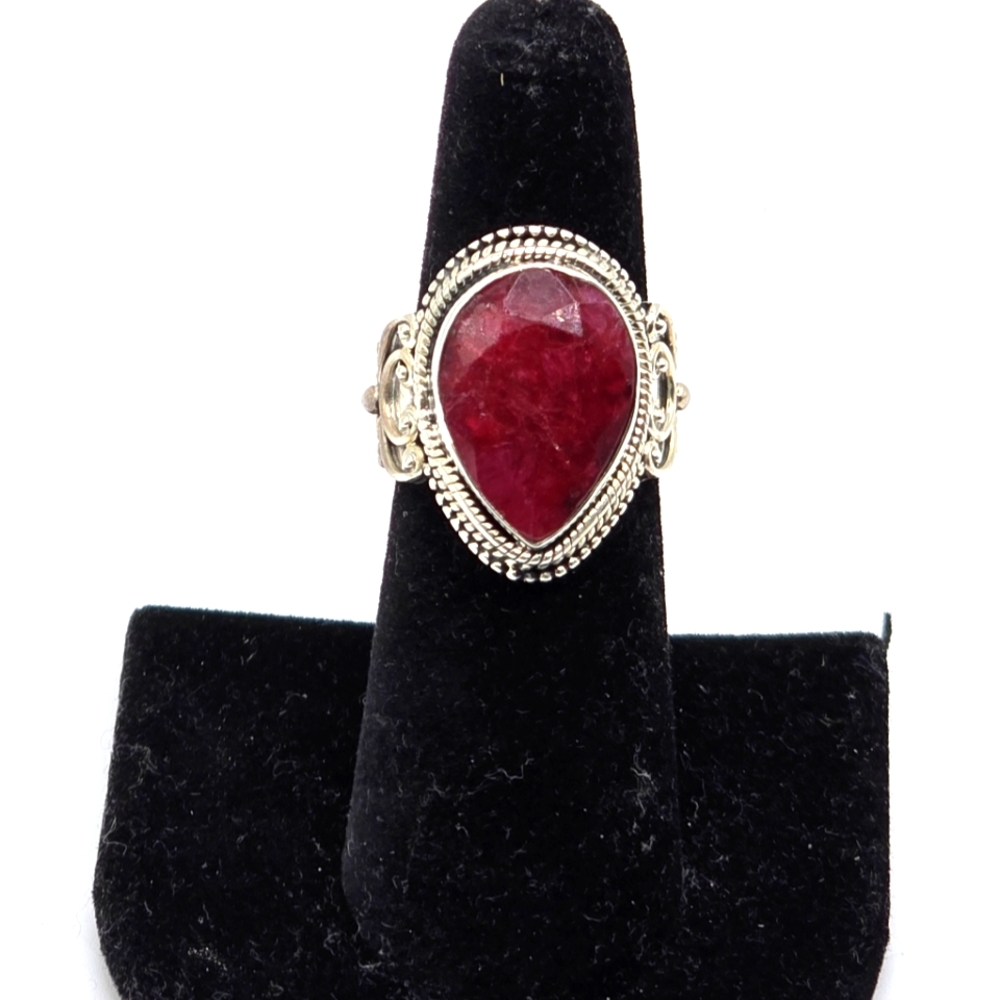 925 Sterling Silver Handcrafted Teardrop Ruby Gemstone Ring